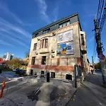 Ophir Apartment Central