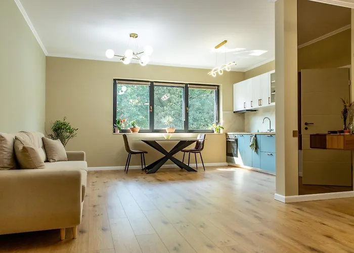 Ophir Apartment Central