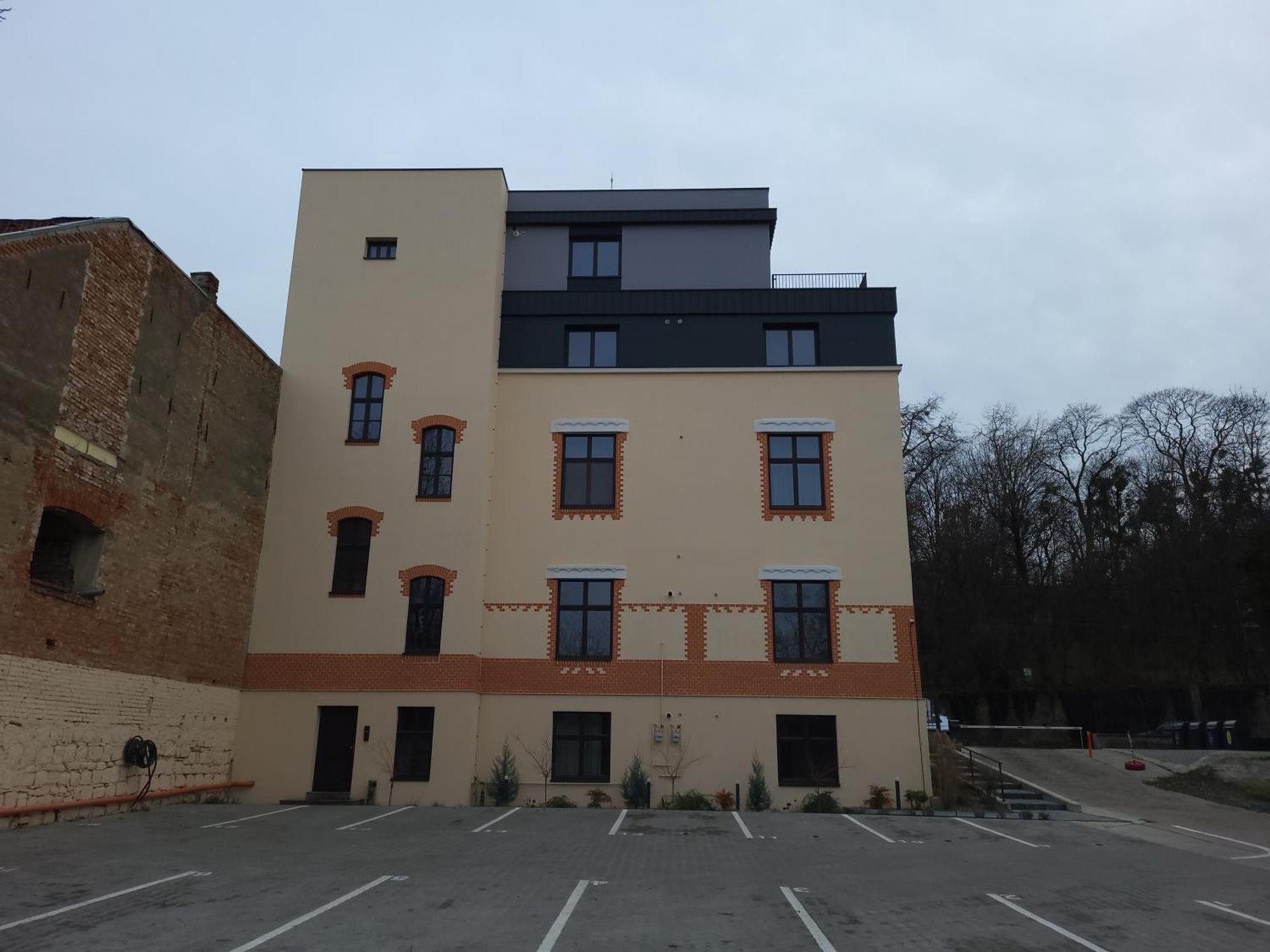 Apartment Ophir